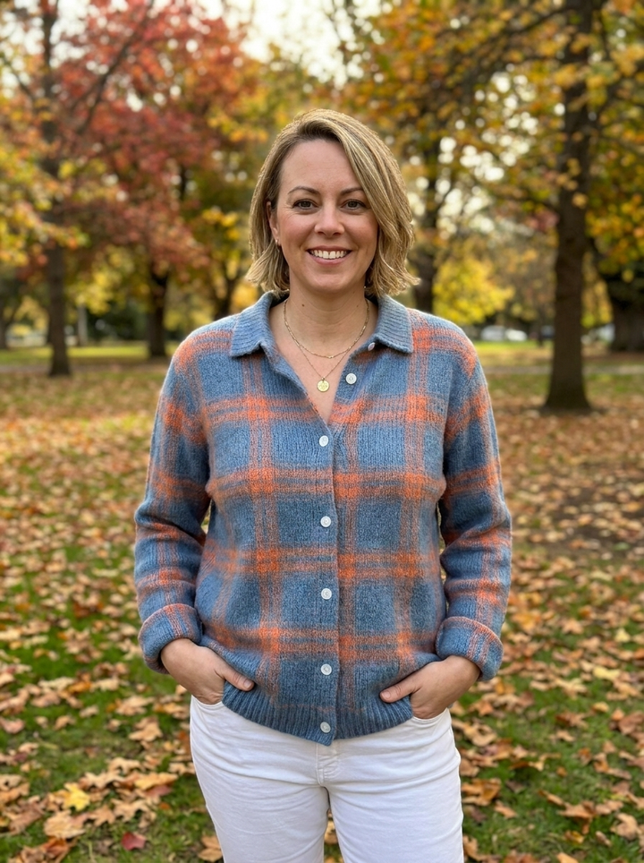 Danique™ | Cloud-Soft Plaid Button-Up